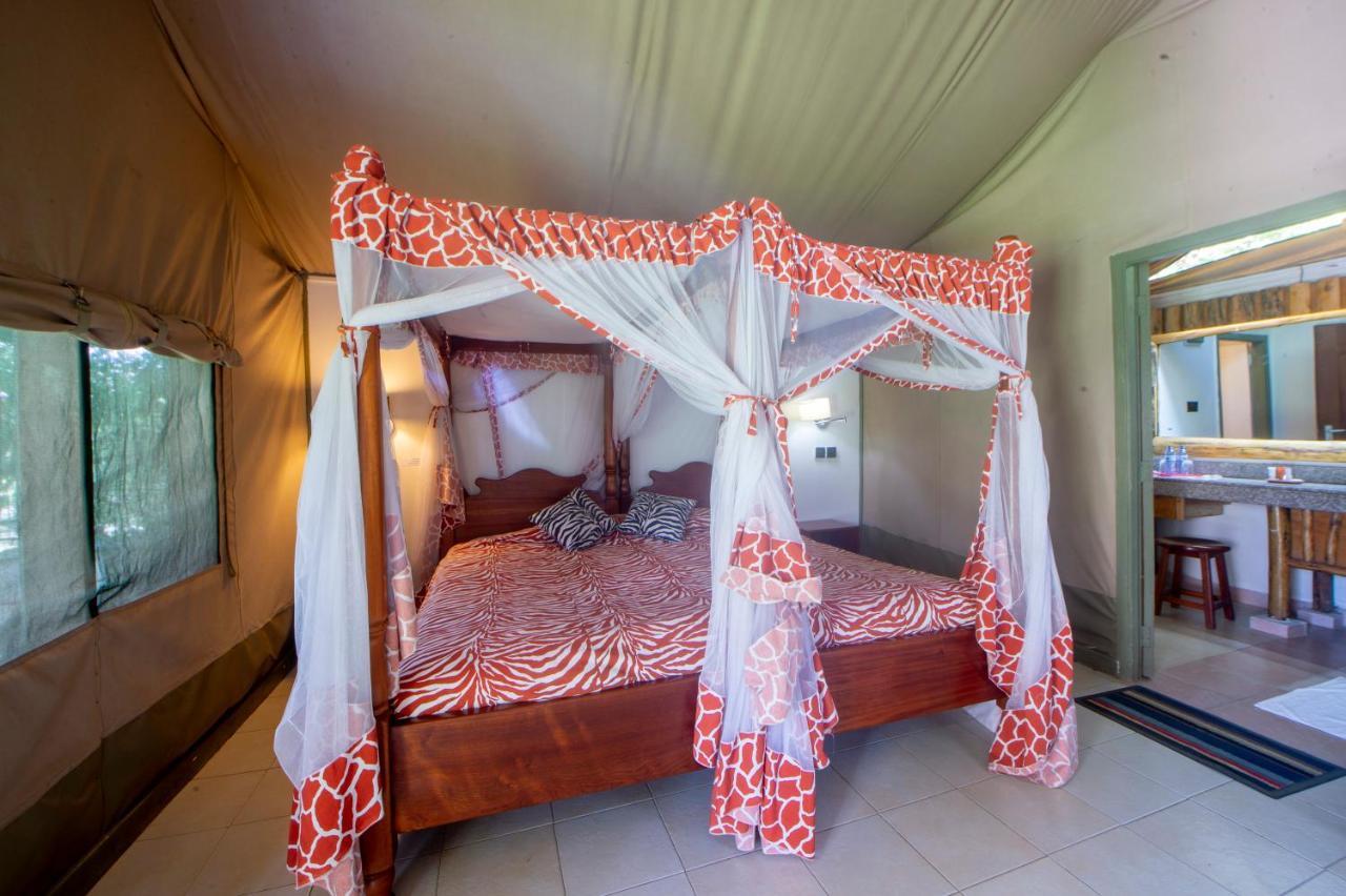 Lake Naivasha Crescent Camp Extérieur photo